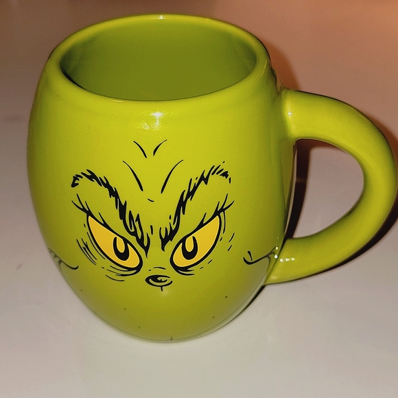 THE GRINCH COFFEE MUG CINDY LOU WHO, DR. SEUSS "MERRY GRINCHMAS"! - Picture 3 of 7
